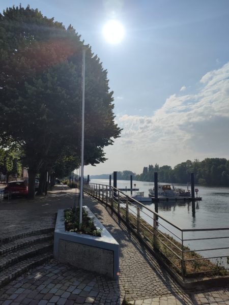Halte fluviale
